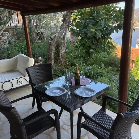 Olive Garden, Kalkan Clubpatara Vila Kaş
