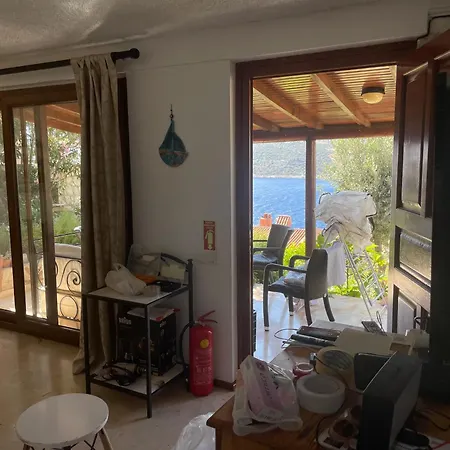 Villa Olive Garden, Clubpatara