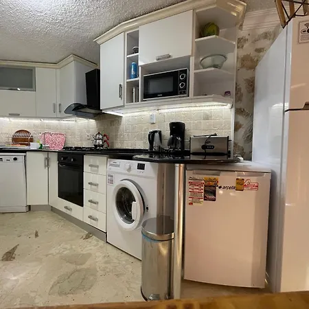 Villa Olive Garden, Clubpatara